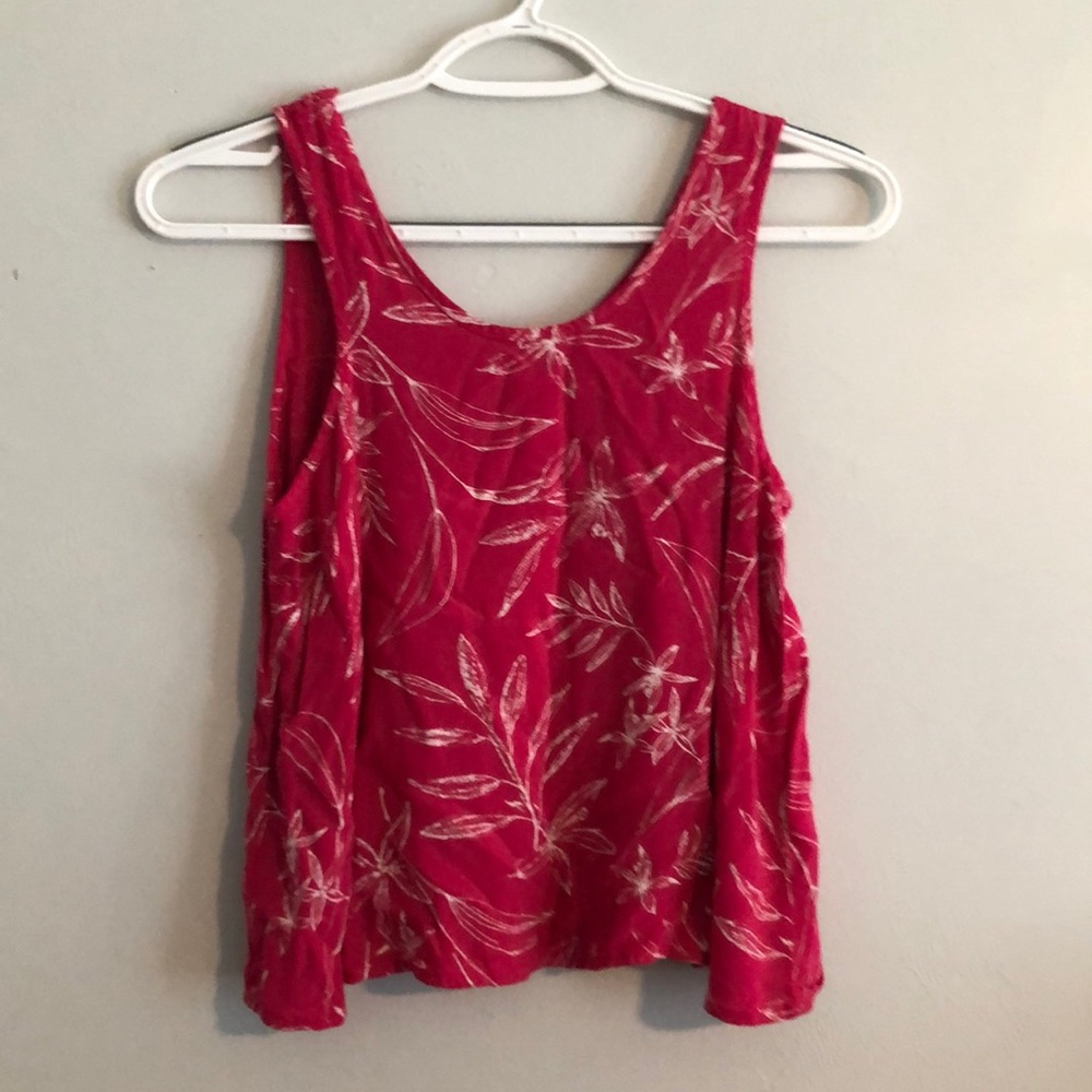 hot pink tank